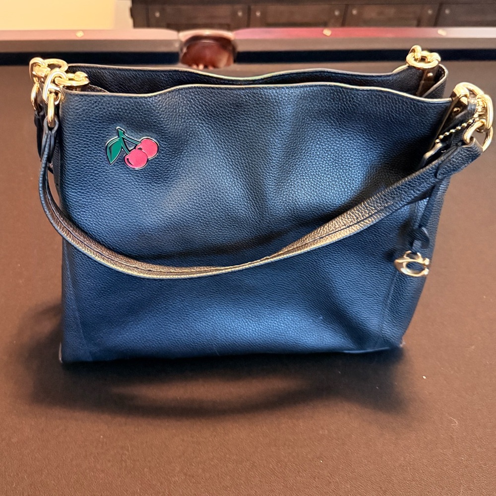 Coach bag. Medium size. Black.